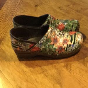 Dansko Nursing clogs